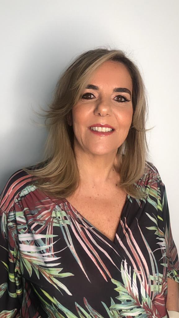 Cássia Viviani — Terapeuta e criadora do Método TEIA